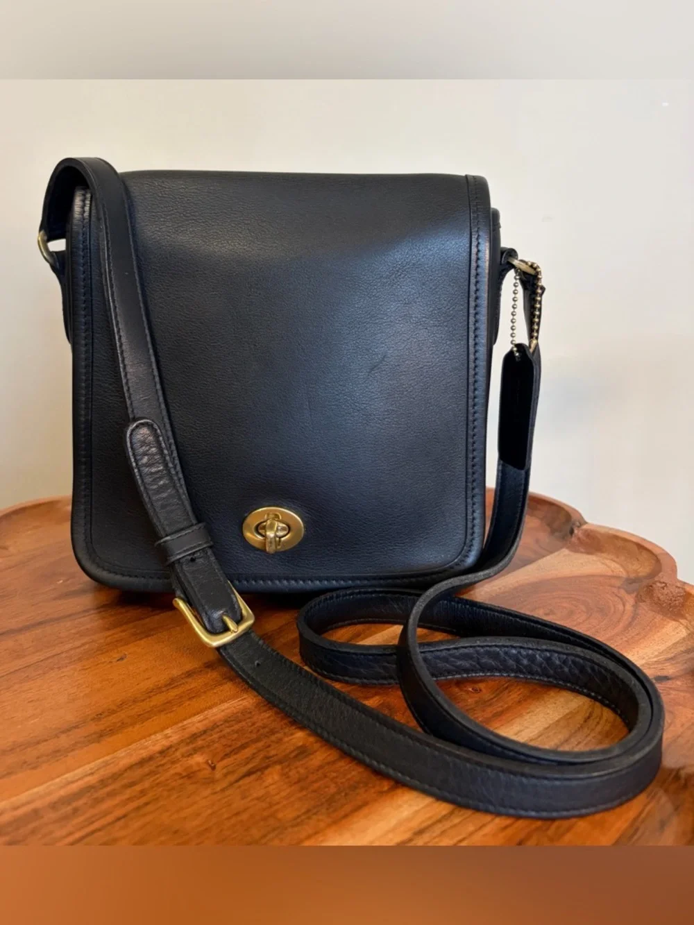 Vintage COACH Patrol Companion Bag Black Crossbody Costa Rica 9076 EUC - Picture 1 of 17
